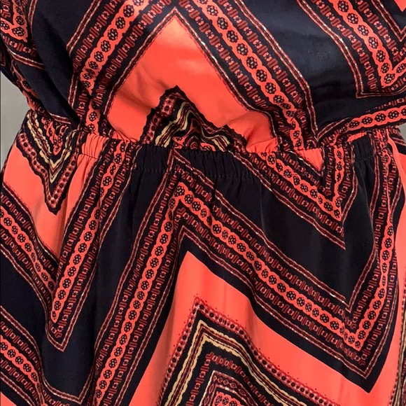 Express sleeveless thigh length dress. - Picture 4 of 4